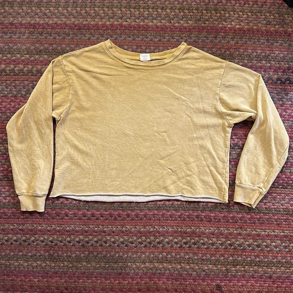 LOVE VINTAGE YELLOW CUT OFF SWEATSHIRT